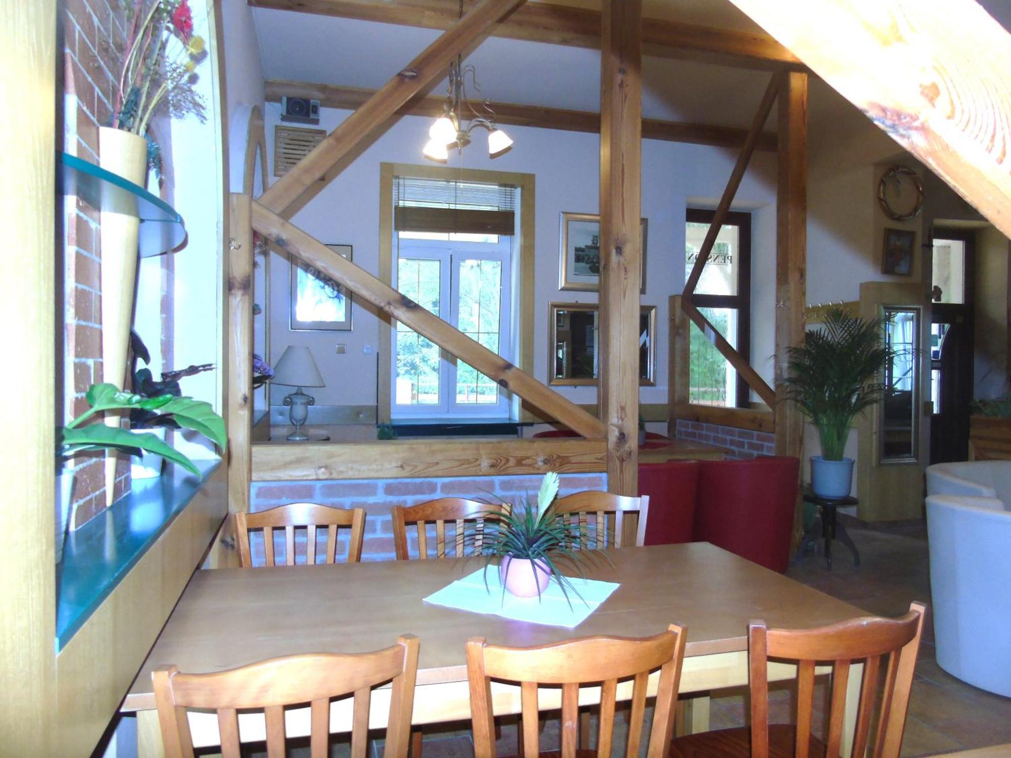 Toris Inn Trinec Exterior foto