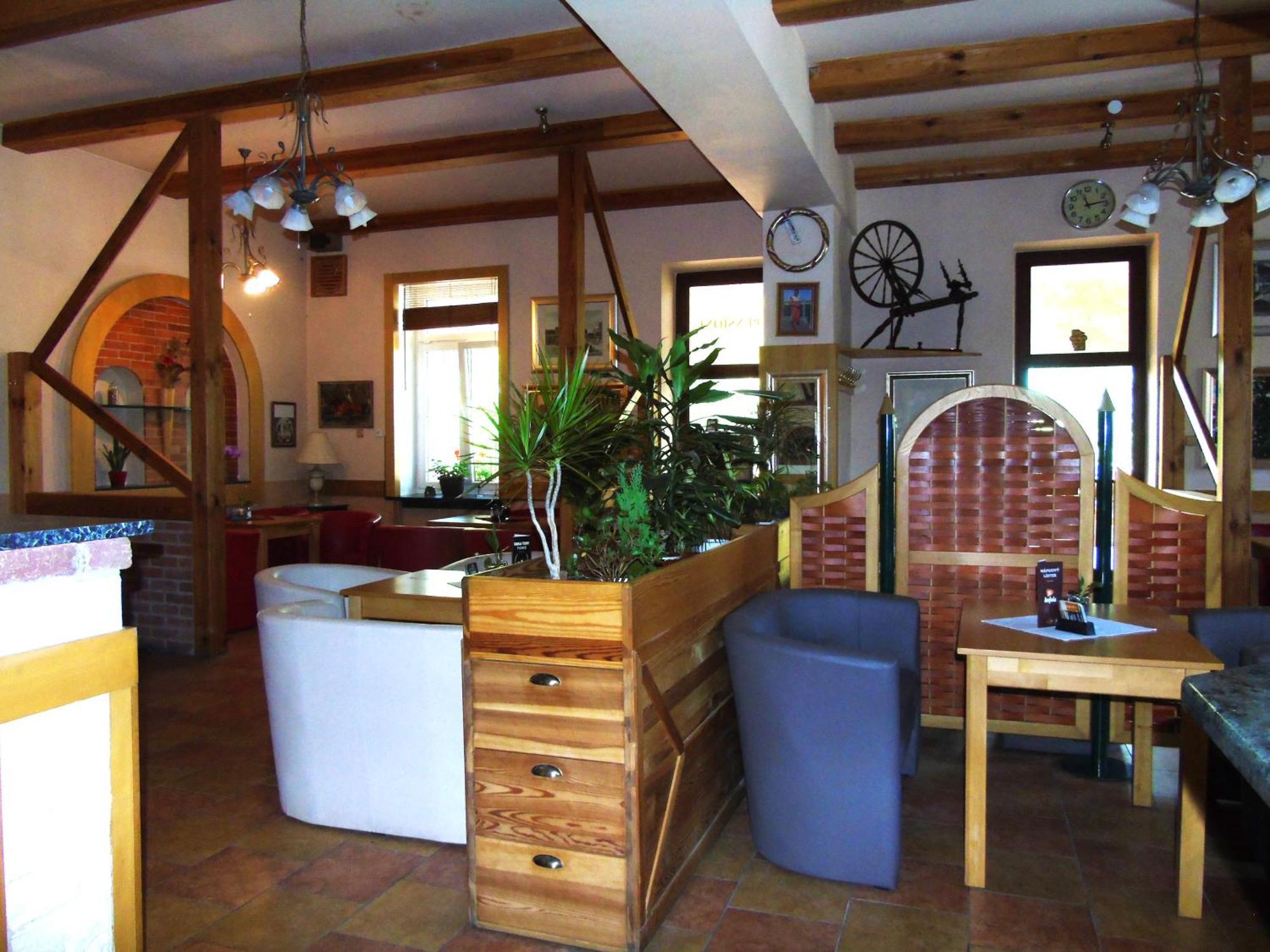 Toris Inn Trinec Exterior foto