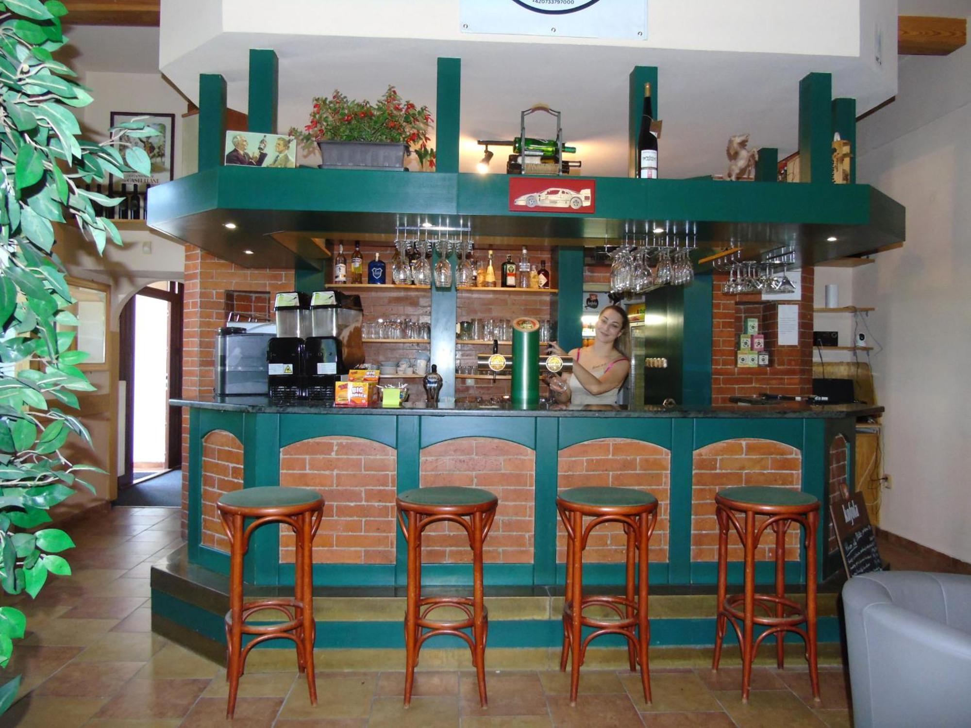 Toris Inn Trinec Exterior foto